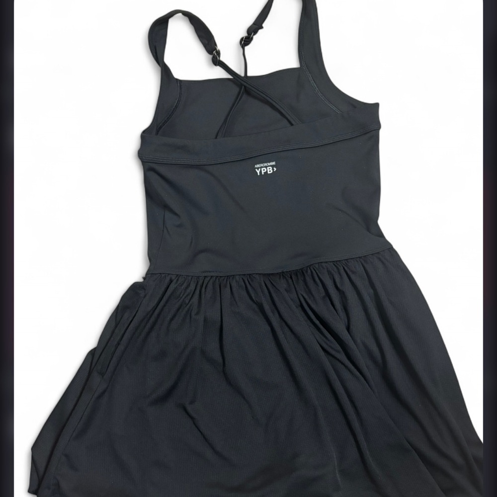 abercrombie kids Black athletic dress - Picture 3 of 3